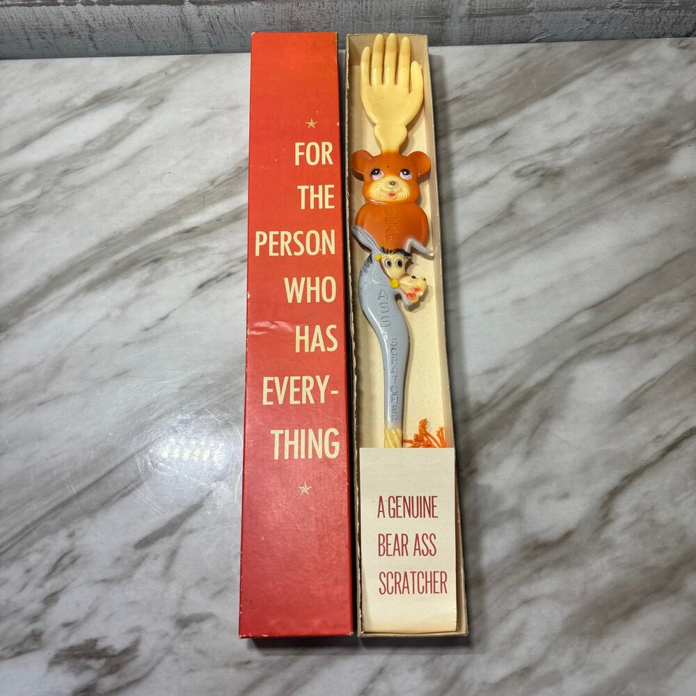 Vintage Genuine Bear Back Scratcher Gag Gift in Original Box